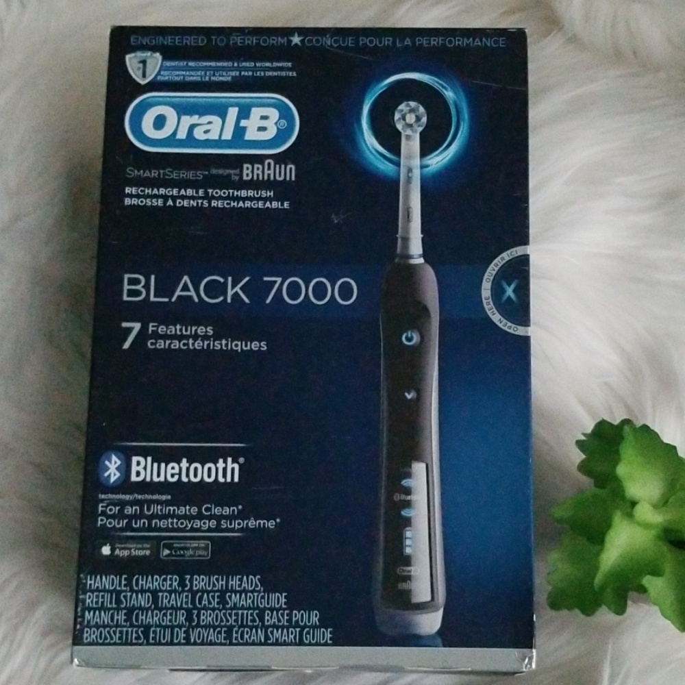 Oral-B - SmartSeries Pro 7000 Bluetooth Toothbrush